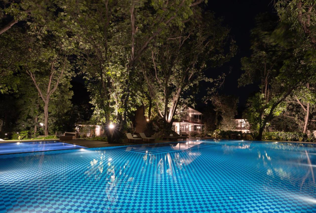Hotel Oleander Farms, Karjat Exteriér fotografie